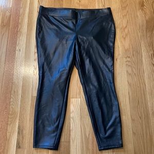 Loft plus Black leather look legging size 16